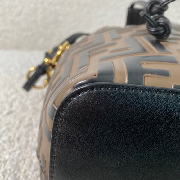 Authentic Fendi Mon Tresor Brown Leather mini-bag - Picture 6 of 16